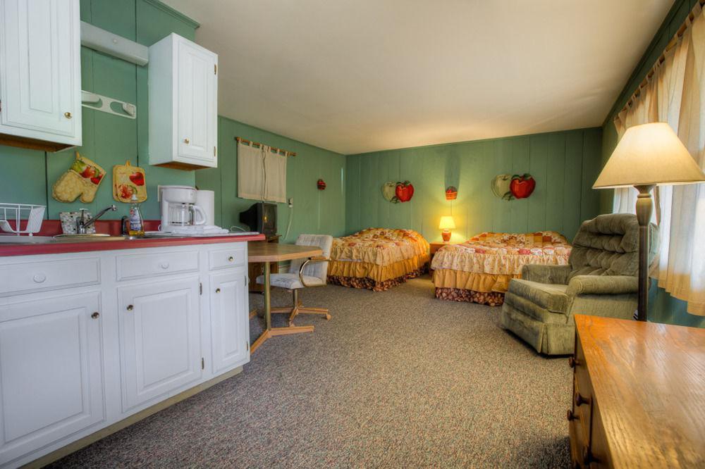 Motel In The Meadow Chester Bagian luar foto